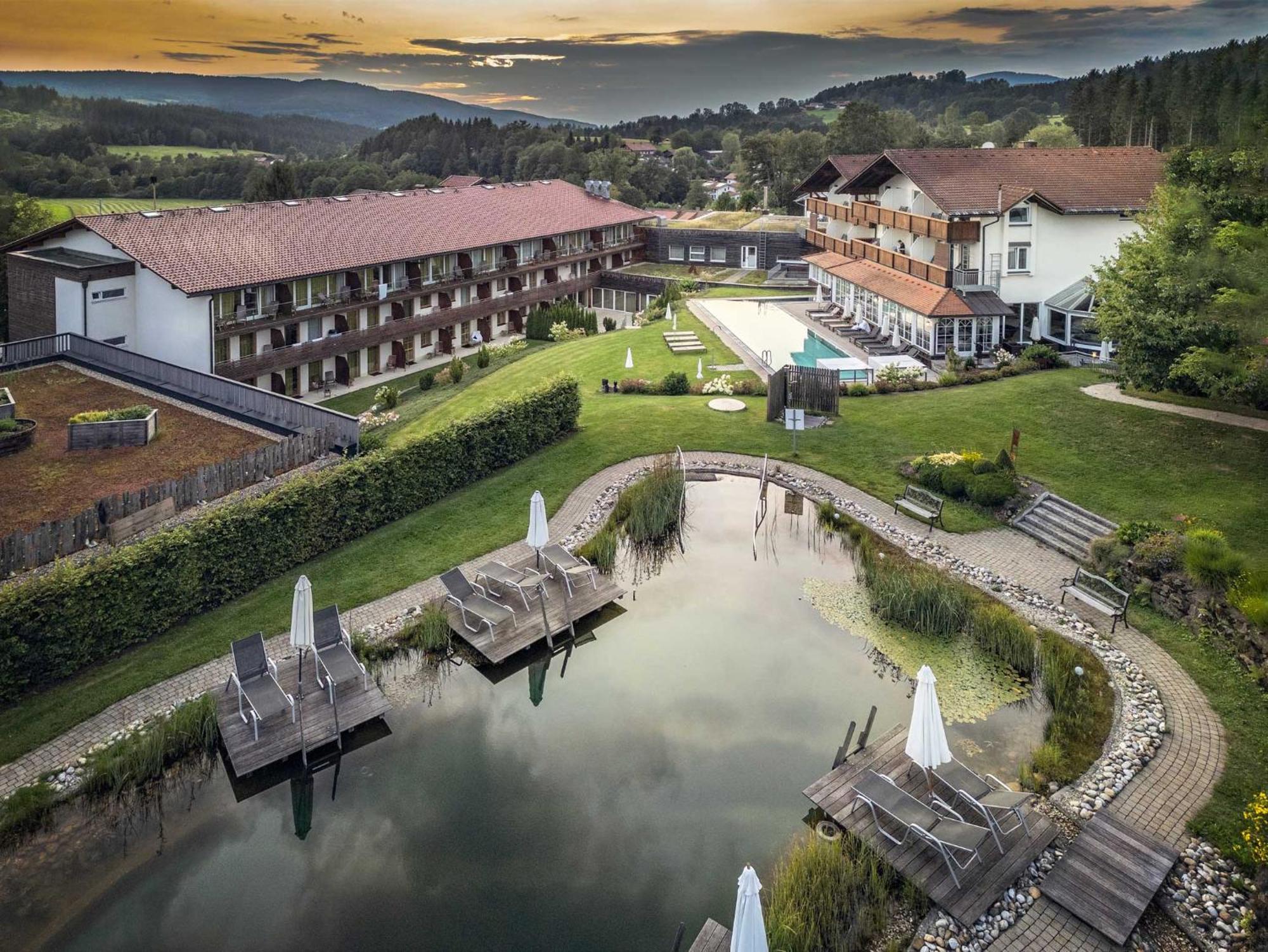 Hotel Lindenwirt Drachselsried Exterior foto